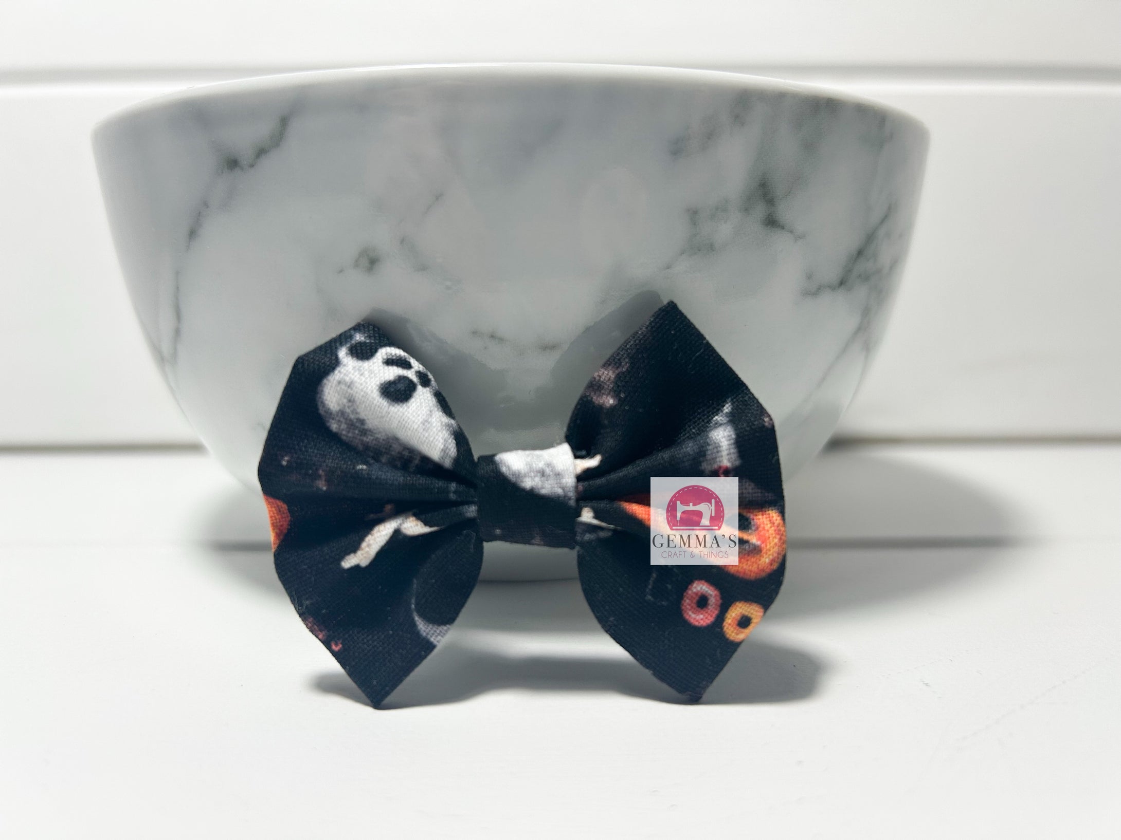 Boo Small Bow