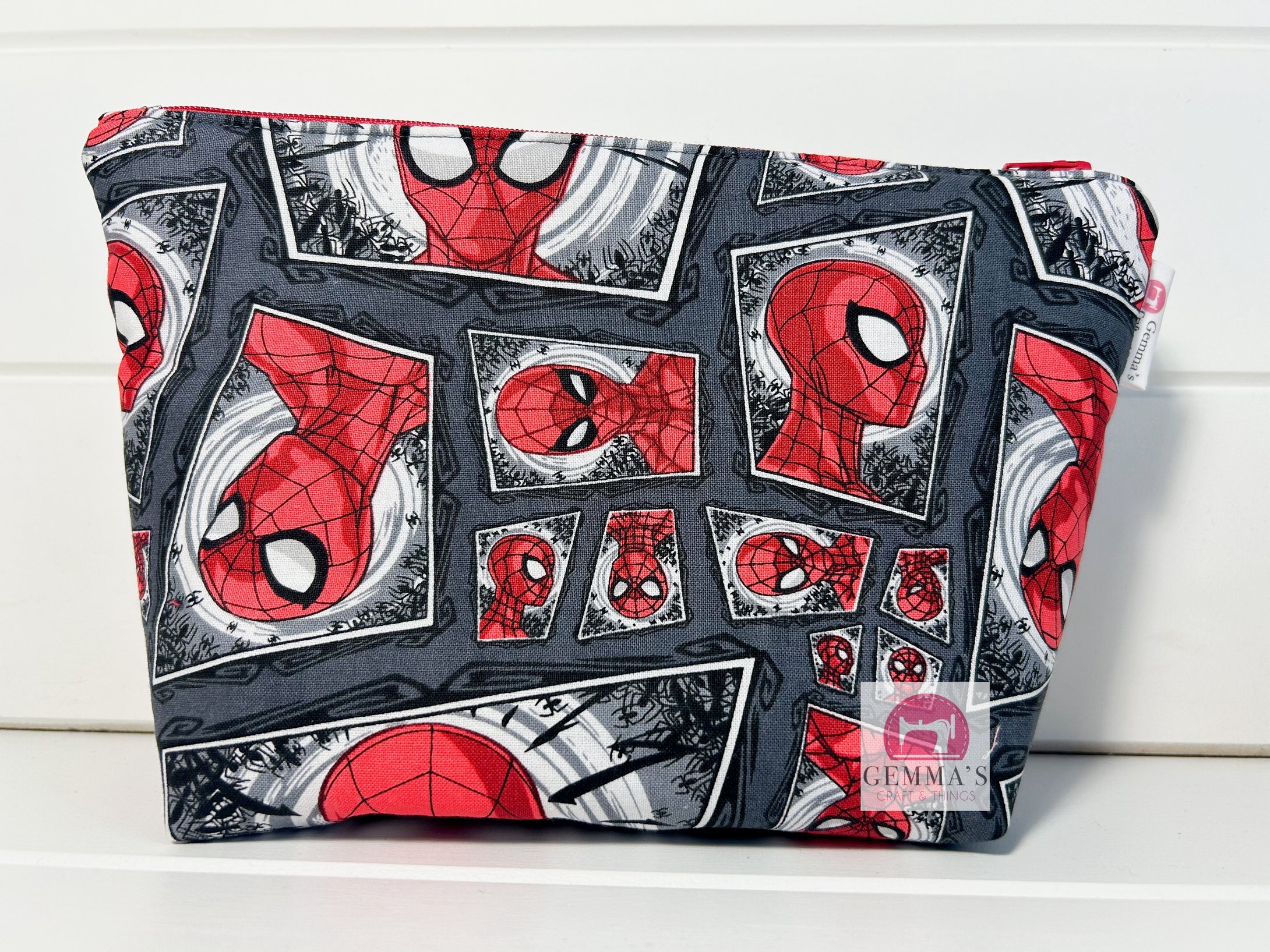 Grey Spider Zip Up Pouch