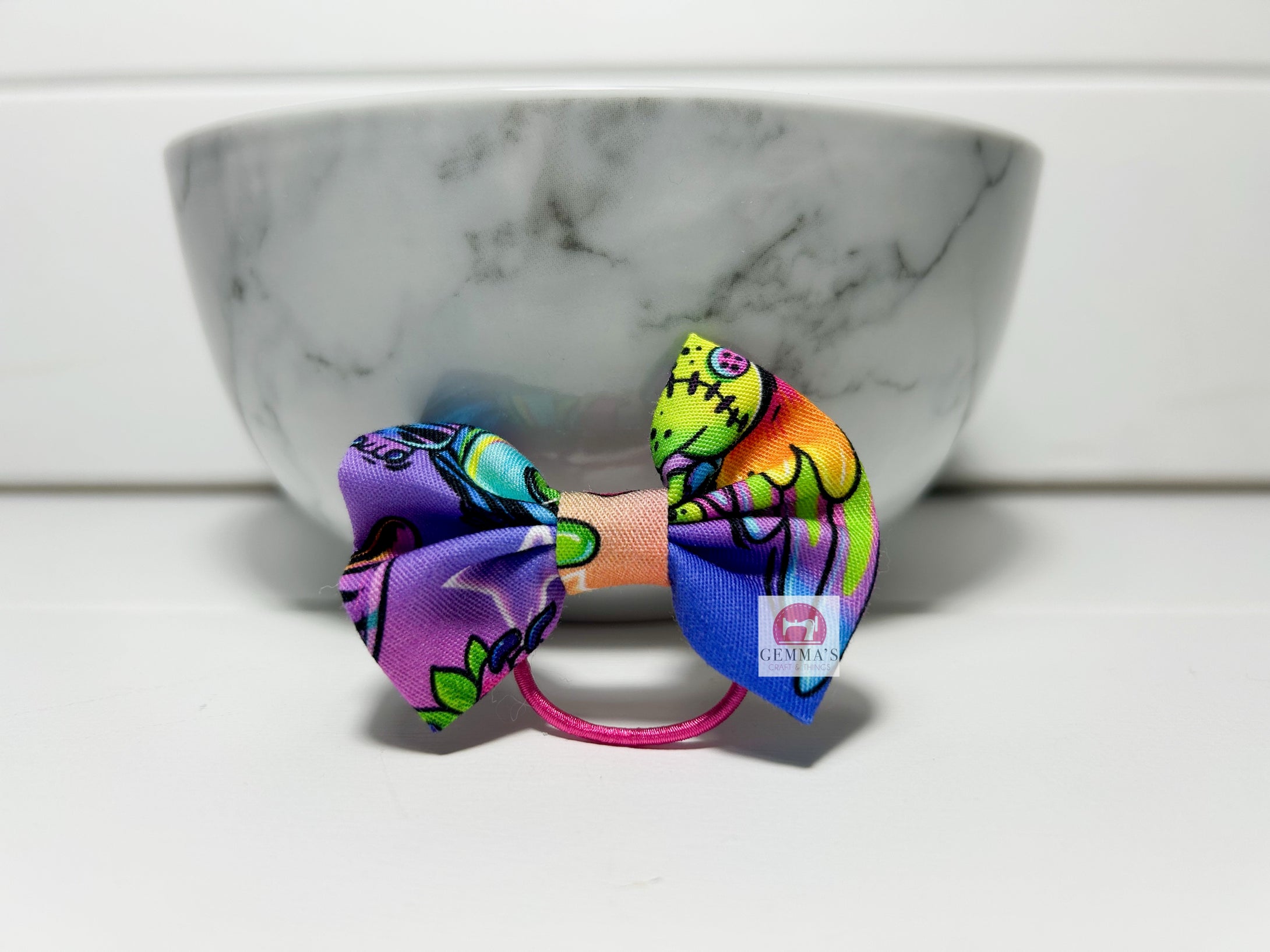 Rainbow Alien Small Bow