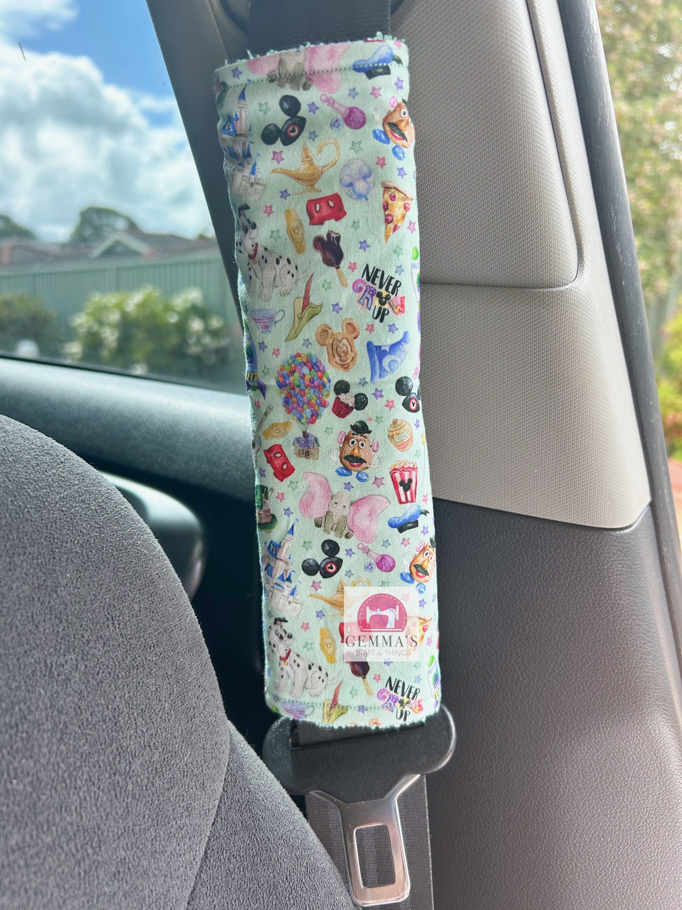 Aqua Character Seatbelt Cover