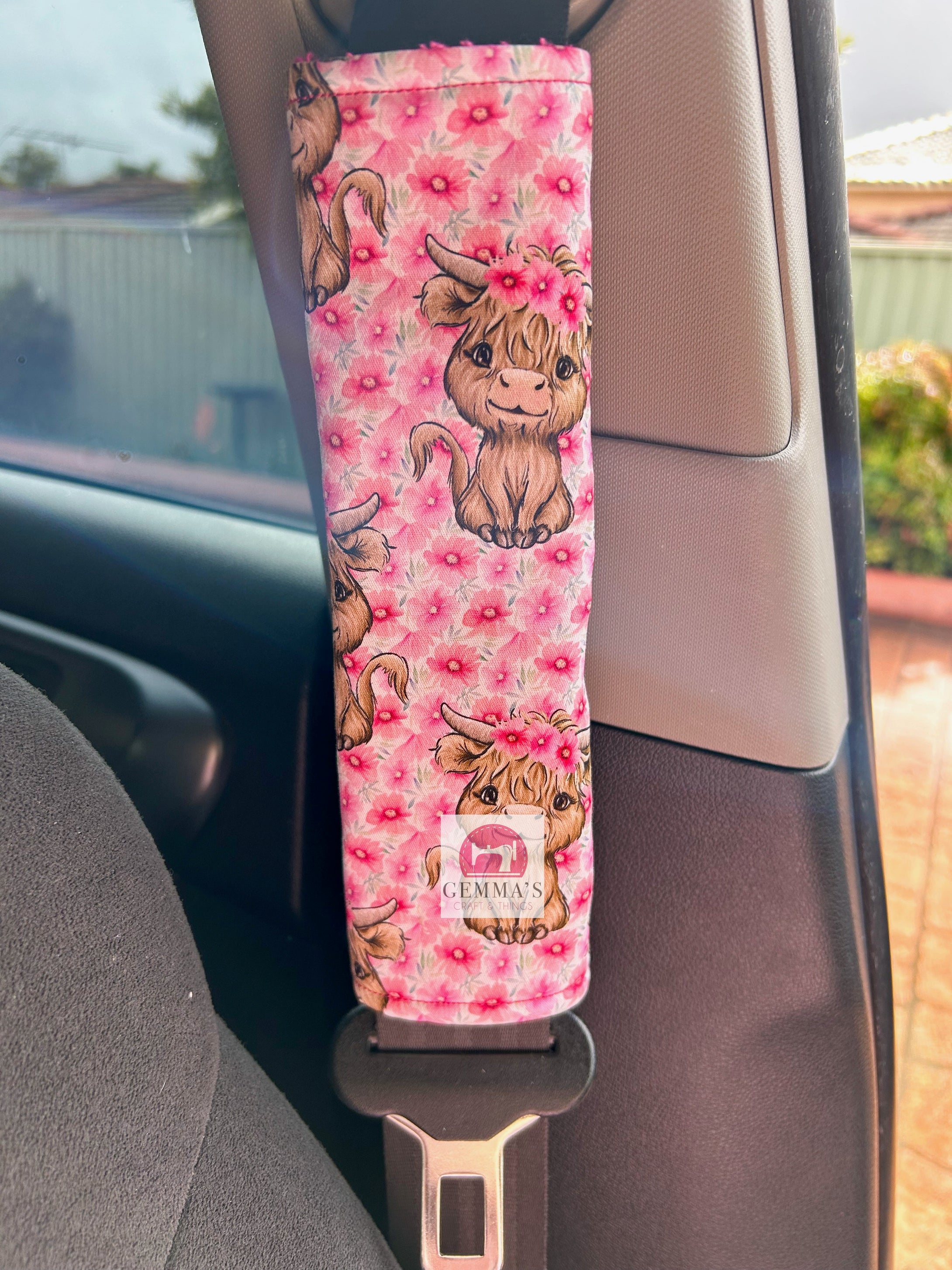 Hot Pink Floral Highland Cow Seatbelt Cover