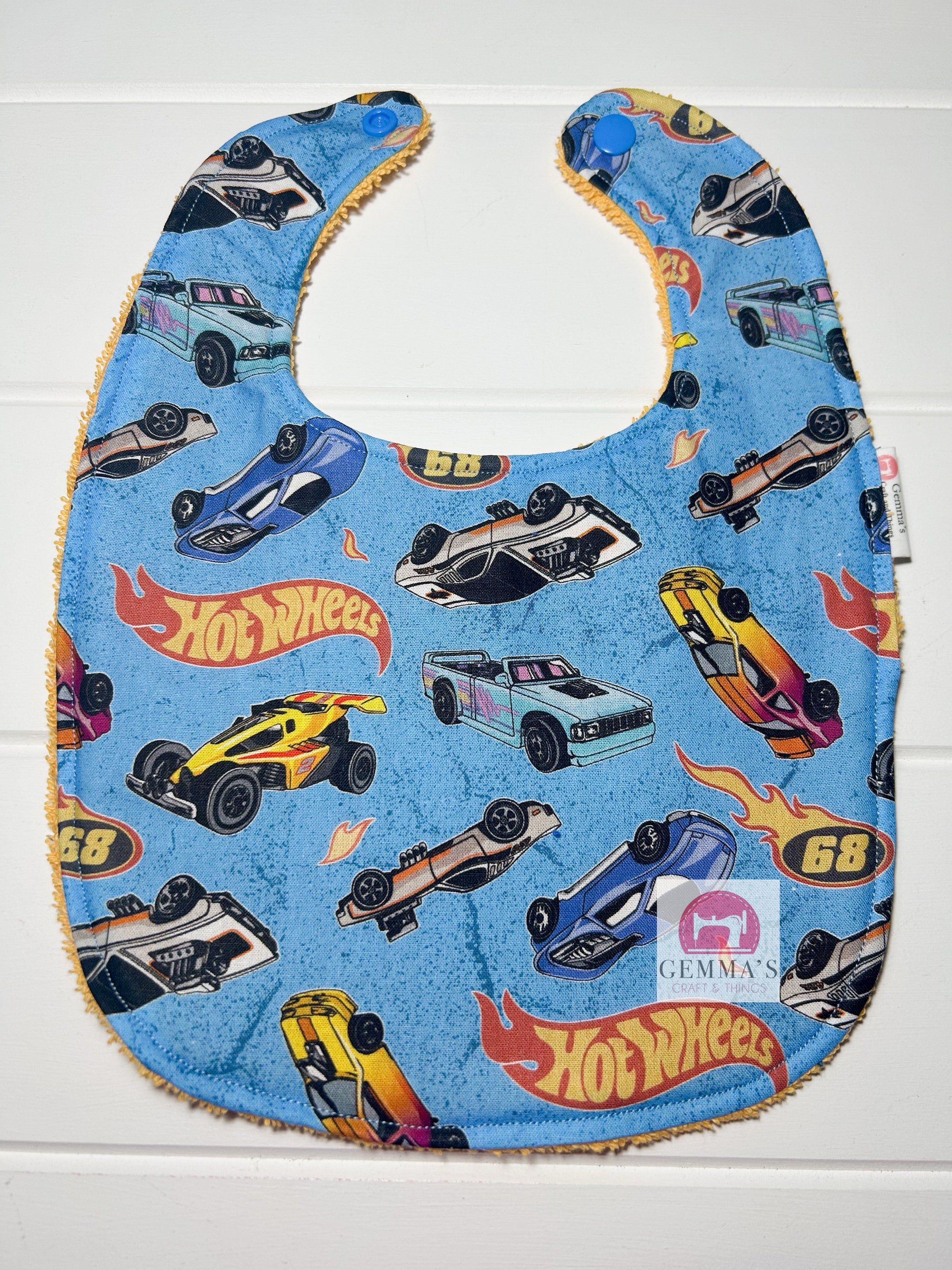 Hot Car Feeding Bib