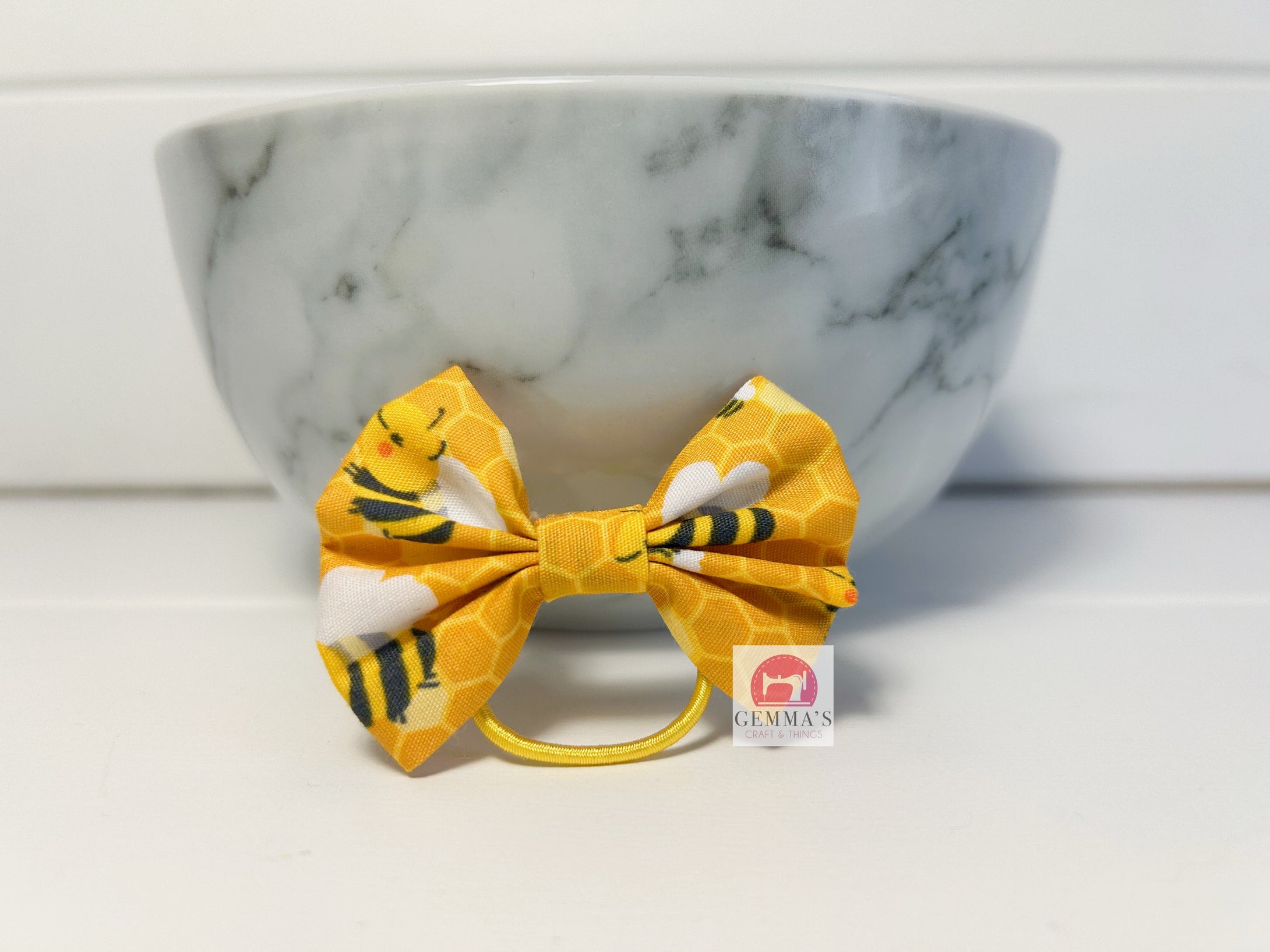 Bumble Bee Small Bow