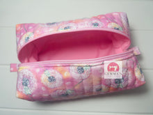 Load image into Gallery viewer, Dandelion Quilted Pouch
