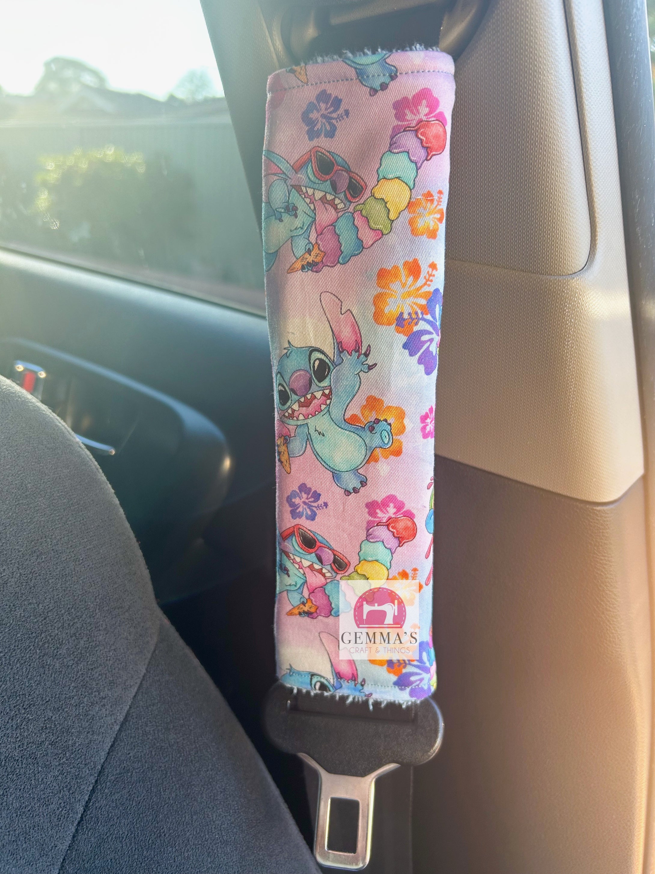 Tropical Blue Alien Seatbelt Cover