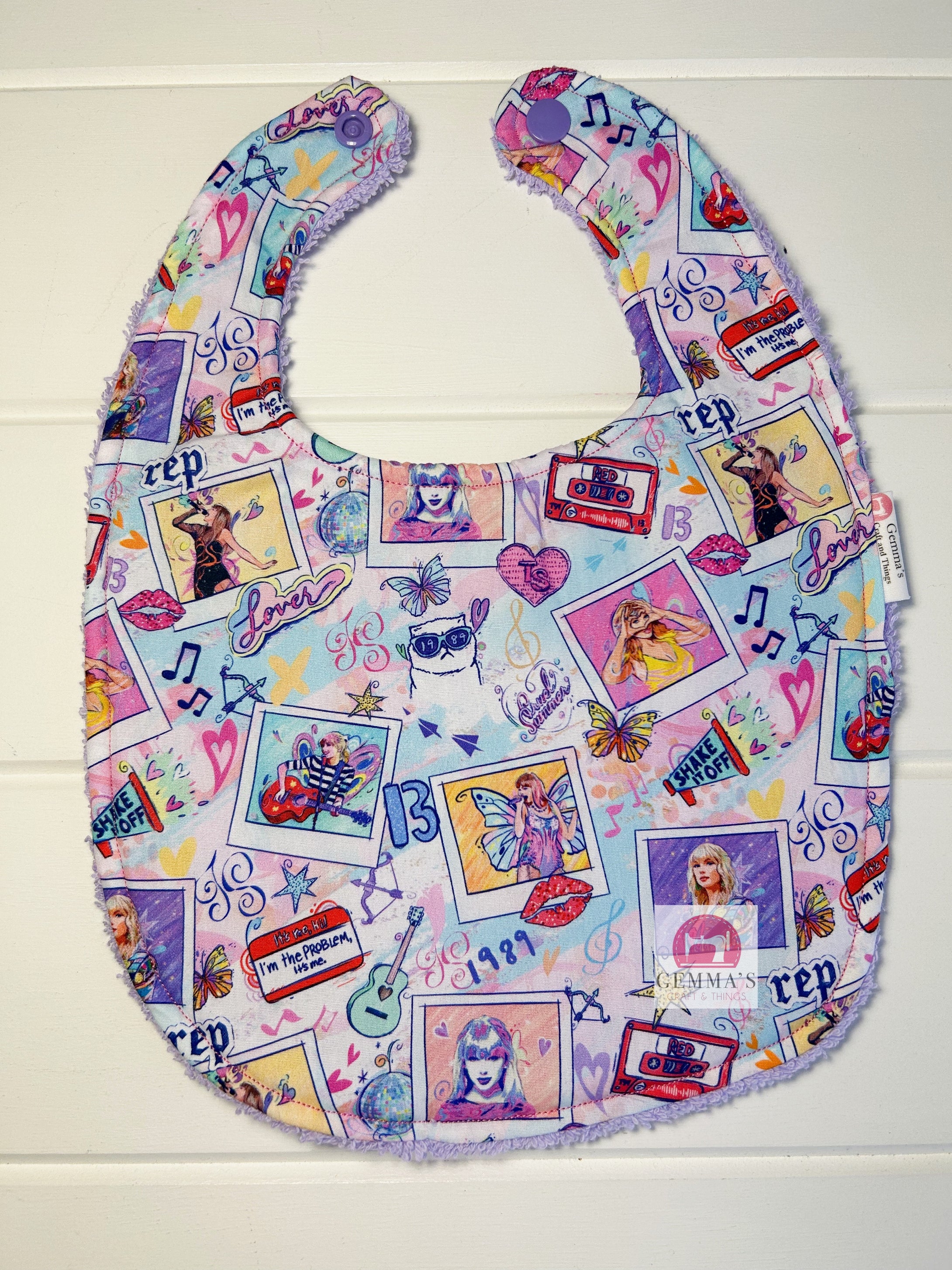 Polaroid Swiftie Feeding Bib