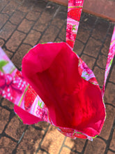 Load image into Gallery viewer, Pink Strawberry Shopping Bag
