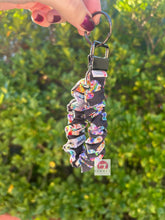 Load image into Gallery viewer, Robot Scrunchie Wristlet
