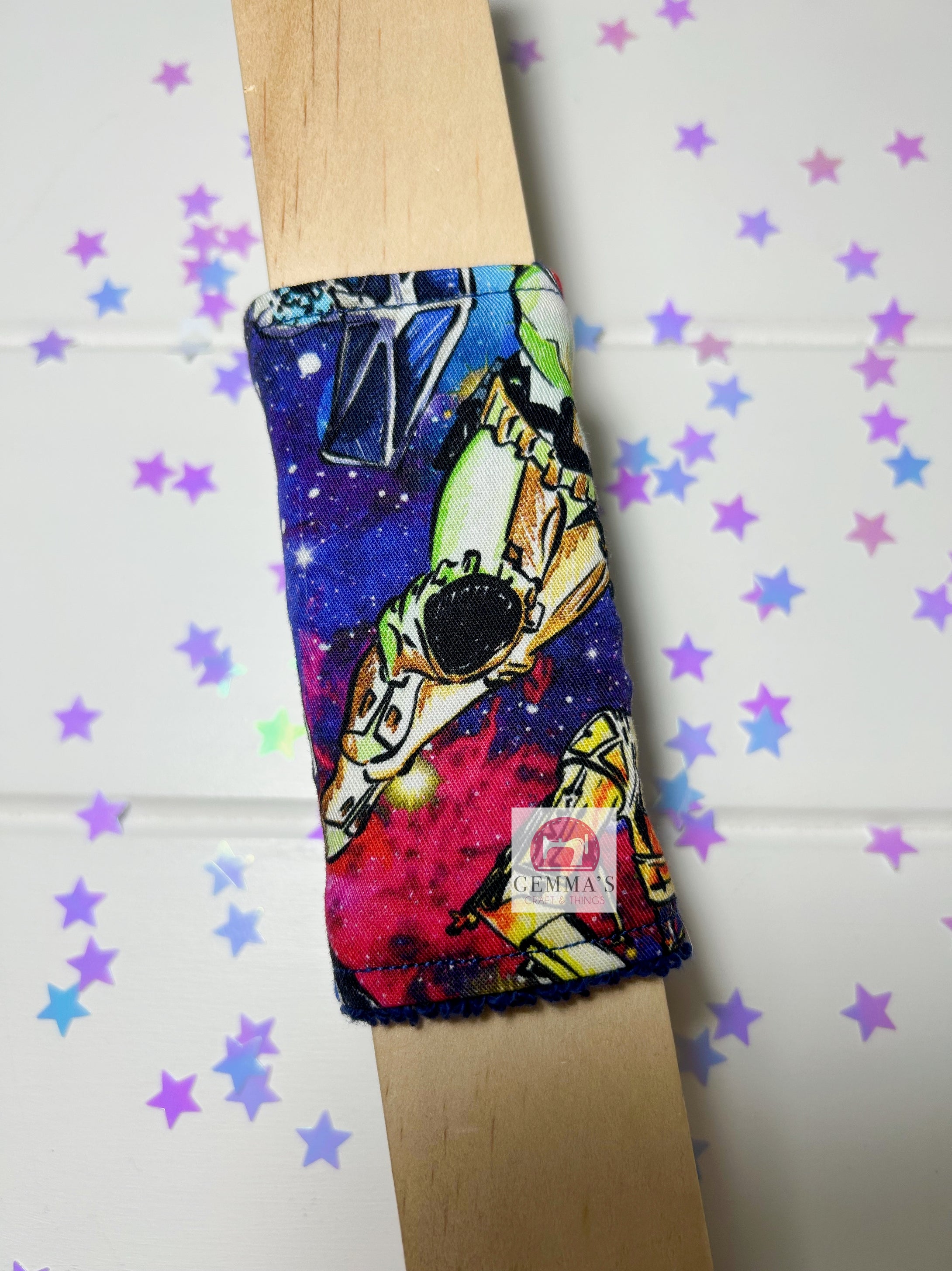 Space Ice Block Holder