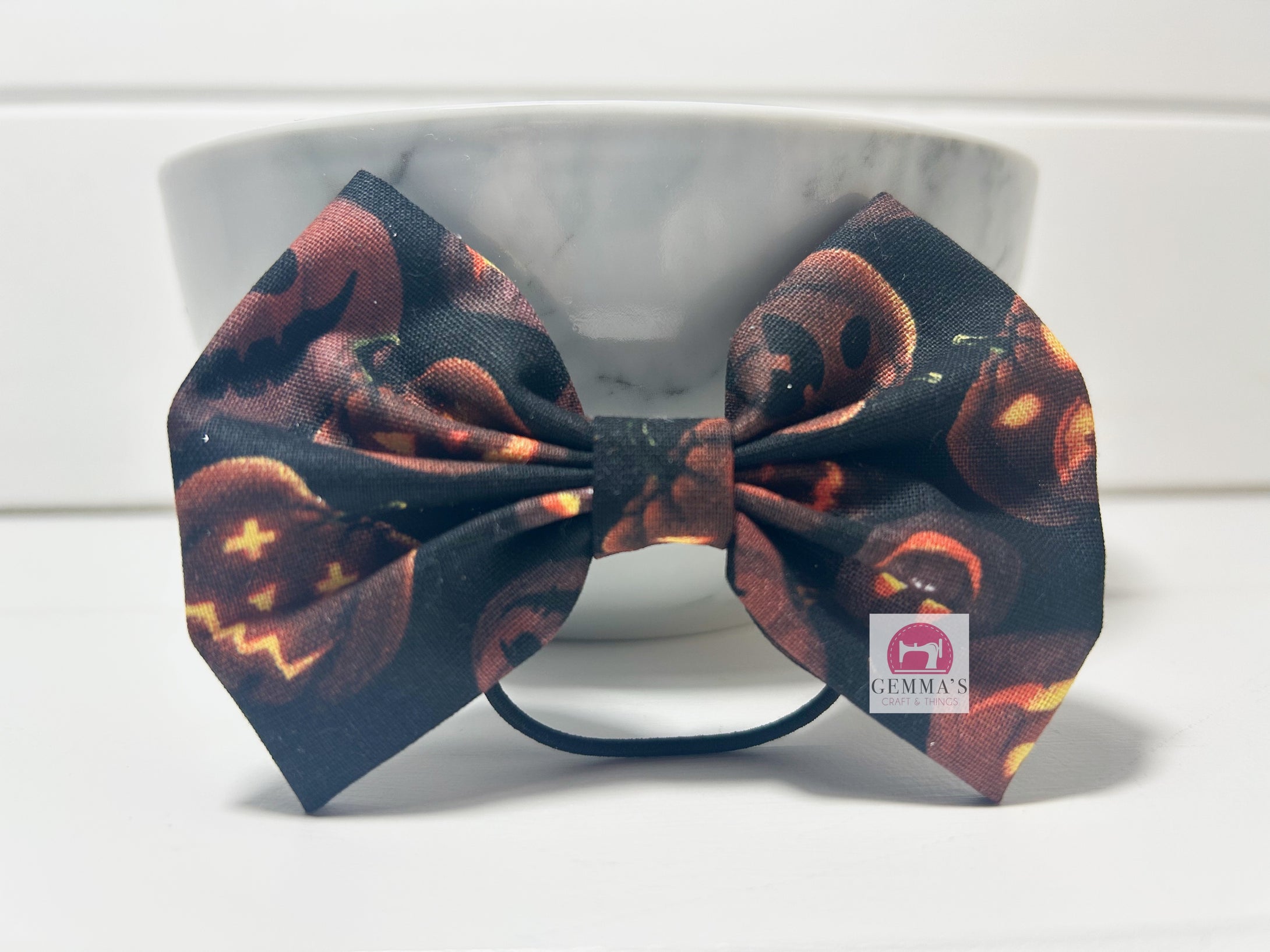 Evil Pumkin Large Bow