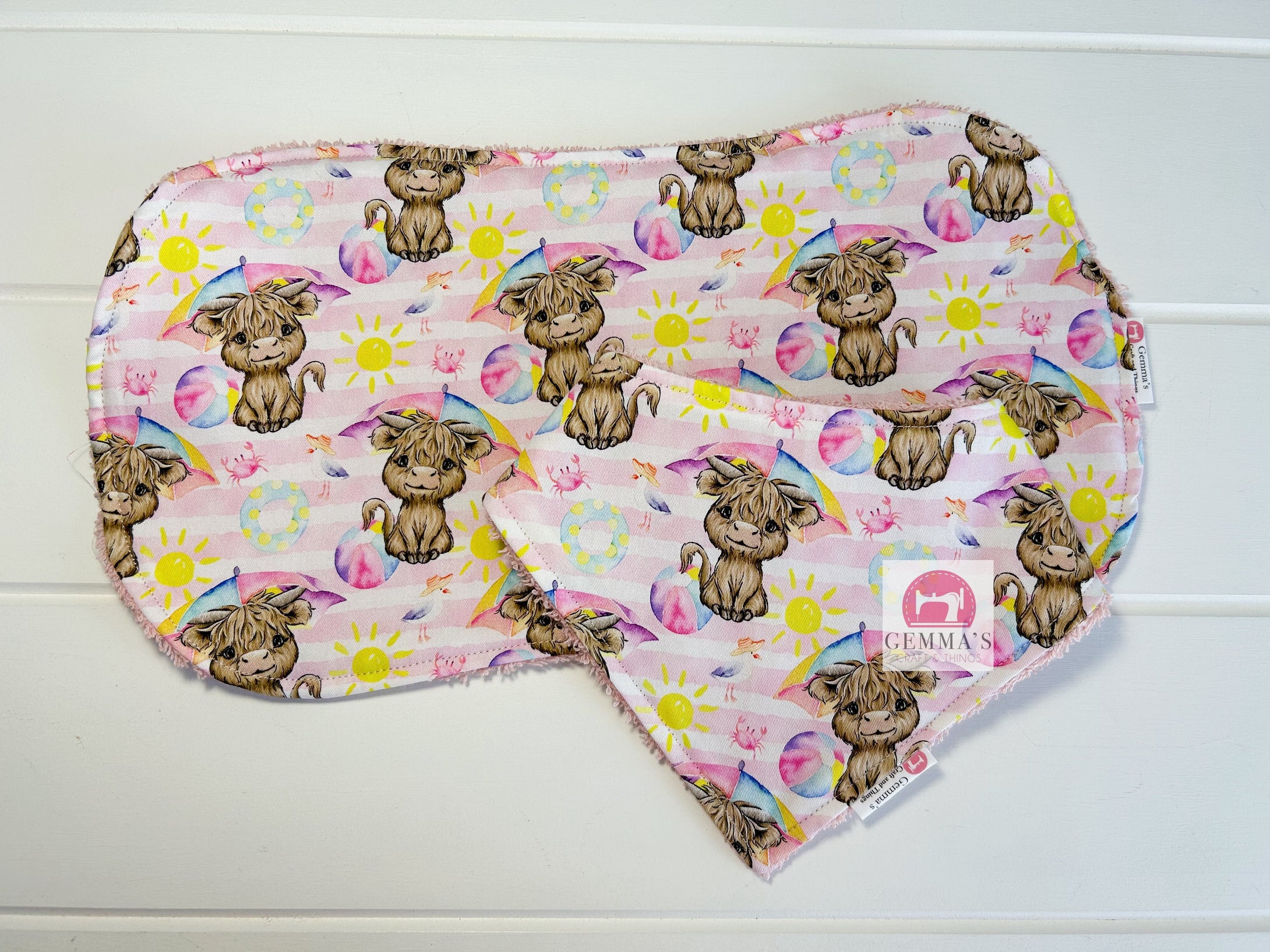 Beach Highland Cow Bib and Burp Cloth Set