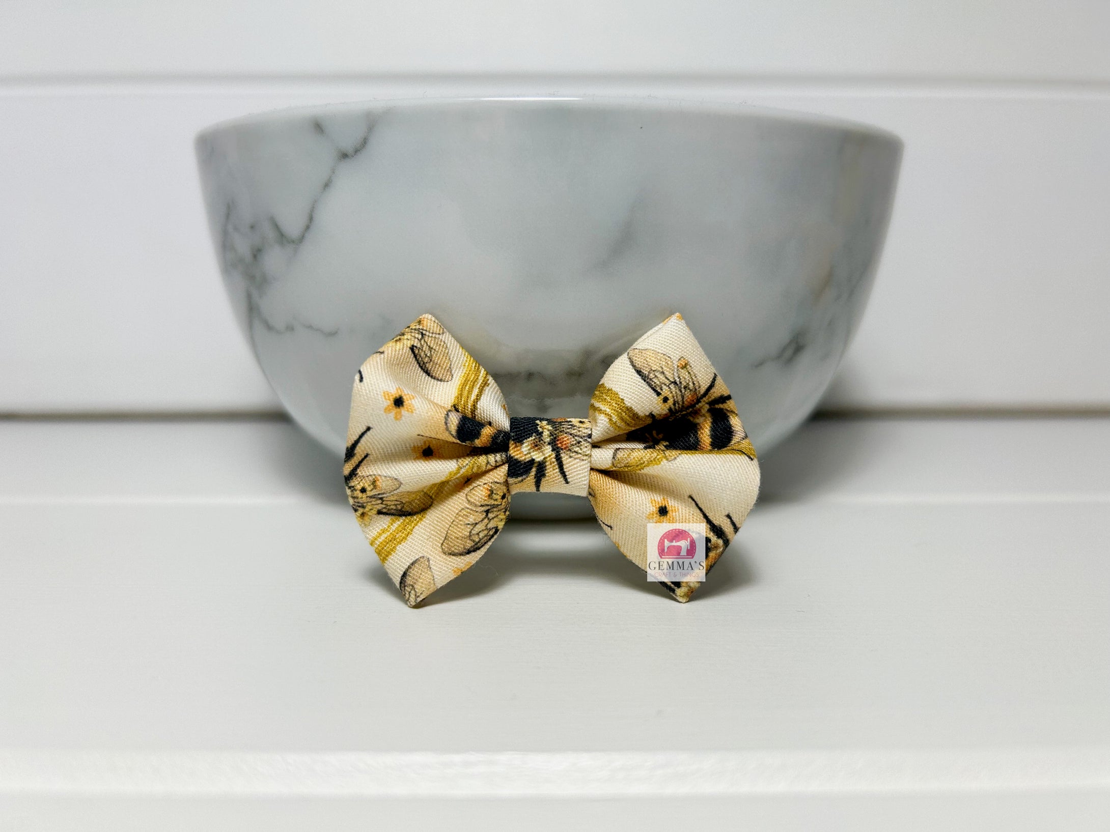 Floral Bee Small Bow