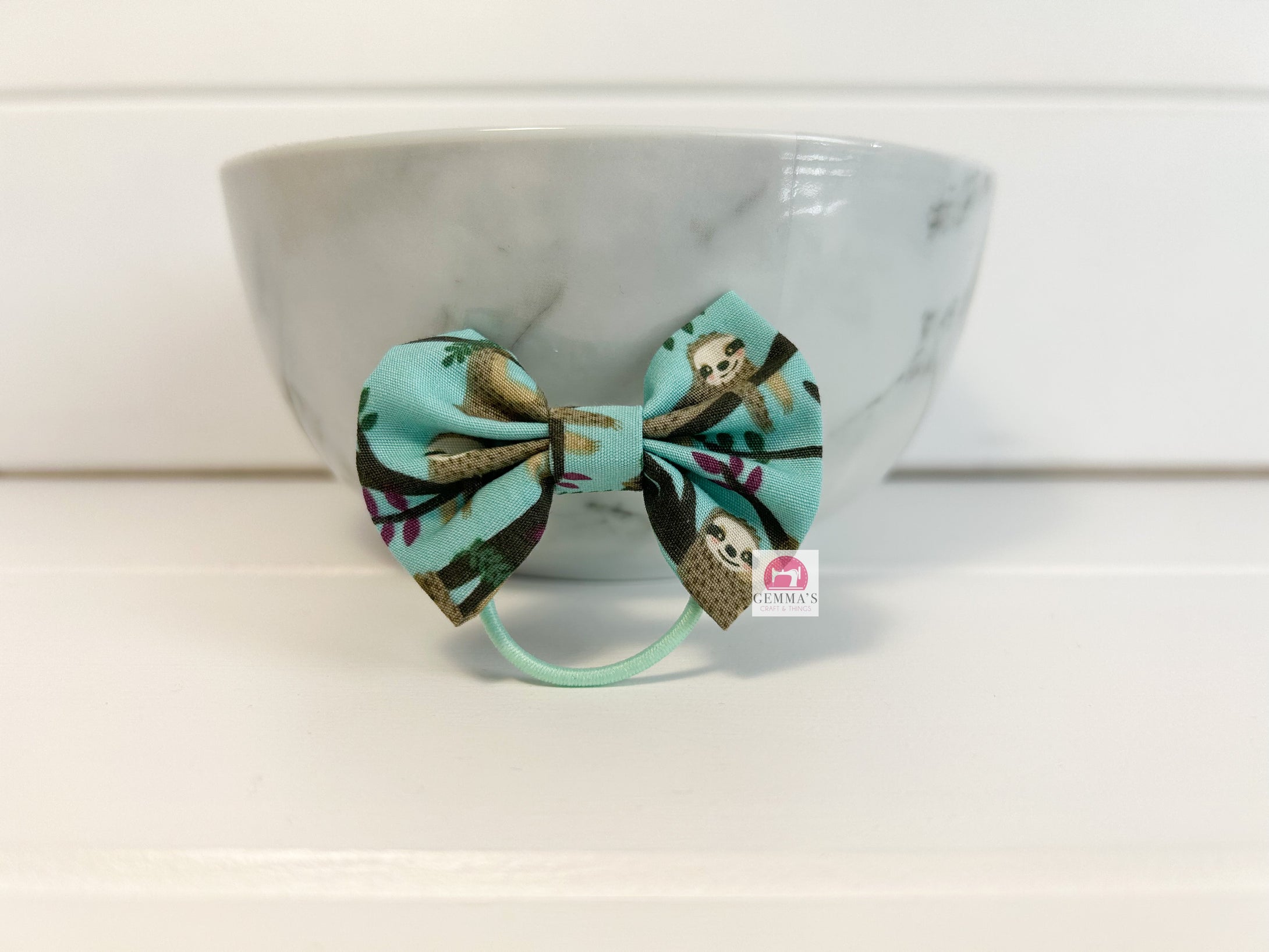 Aqua Sloth Small Bow