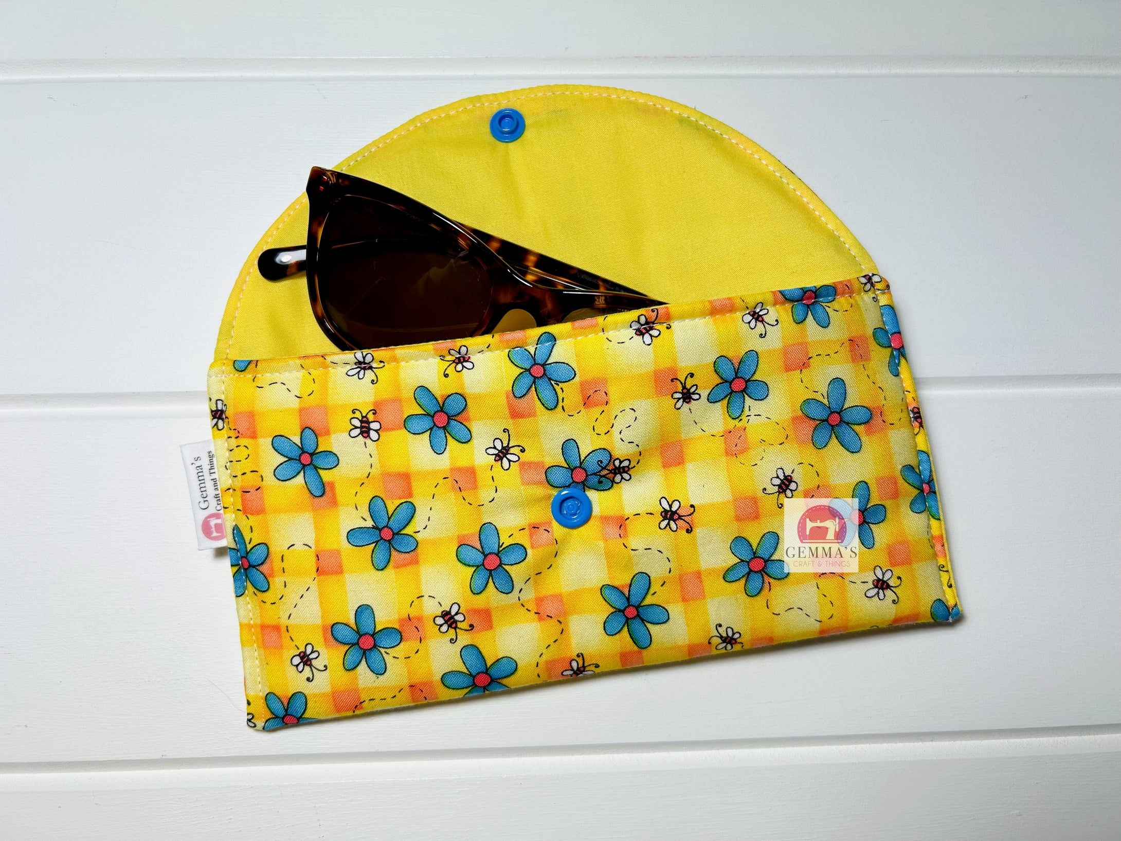 Gingham Bee Glasses Case