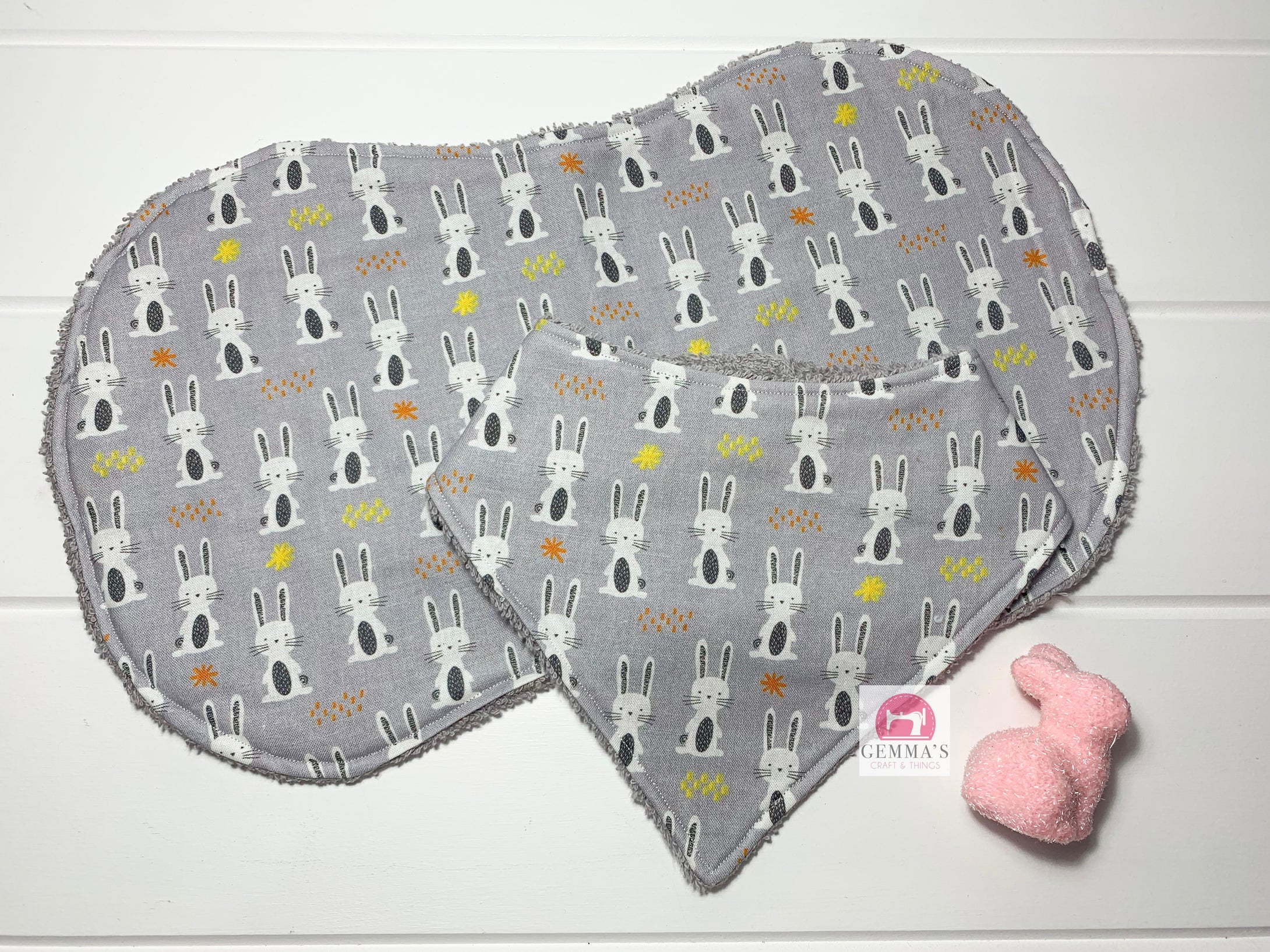 Rabbit Bib and Burp Cloth Set 🐣